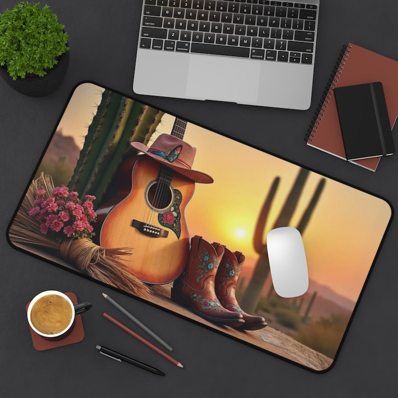 Desert Guitar Mouse Pad, Cactu - Tech Accessories To Gift บทวิจารณ์และราคา